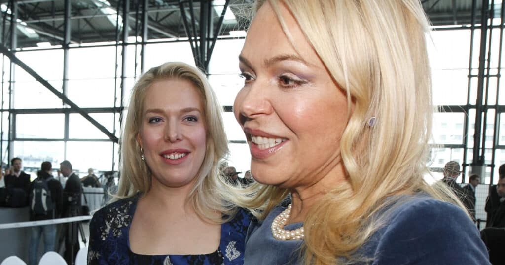 Dagmar Havlová měla dceru s jiným mužem než s Havlem. Nina je dnes soudkyně a žije ve vile za 40 milionů Kč