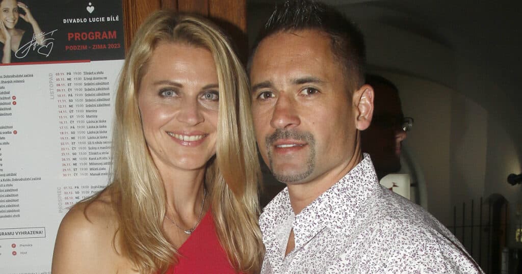 Šafářová se na Madeiře smála tak, že se popadala za břicho. Plekanec po konci u nároďáku dostal novou práci u kolotoče